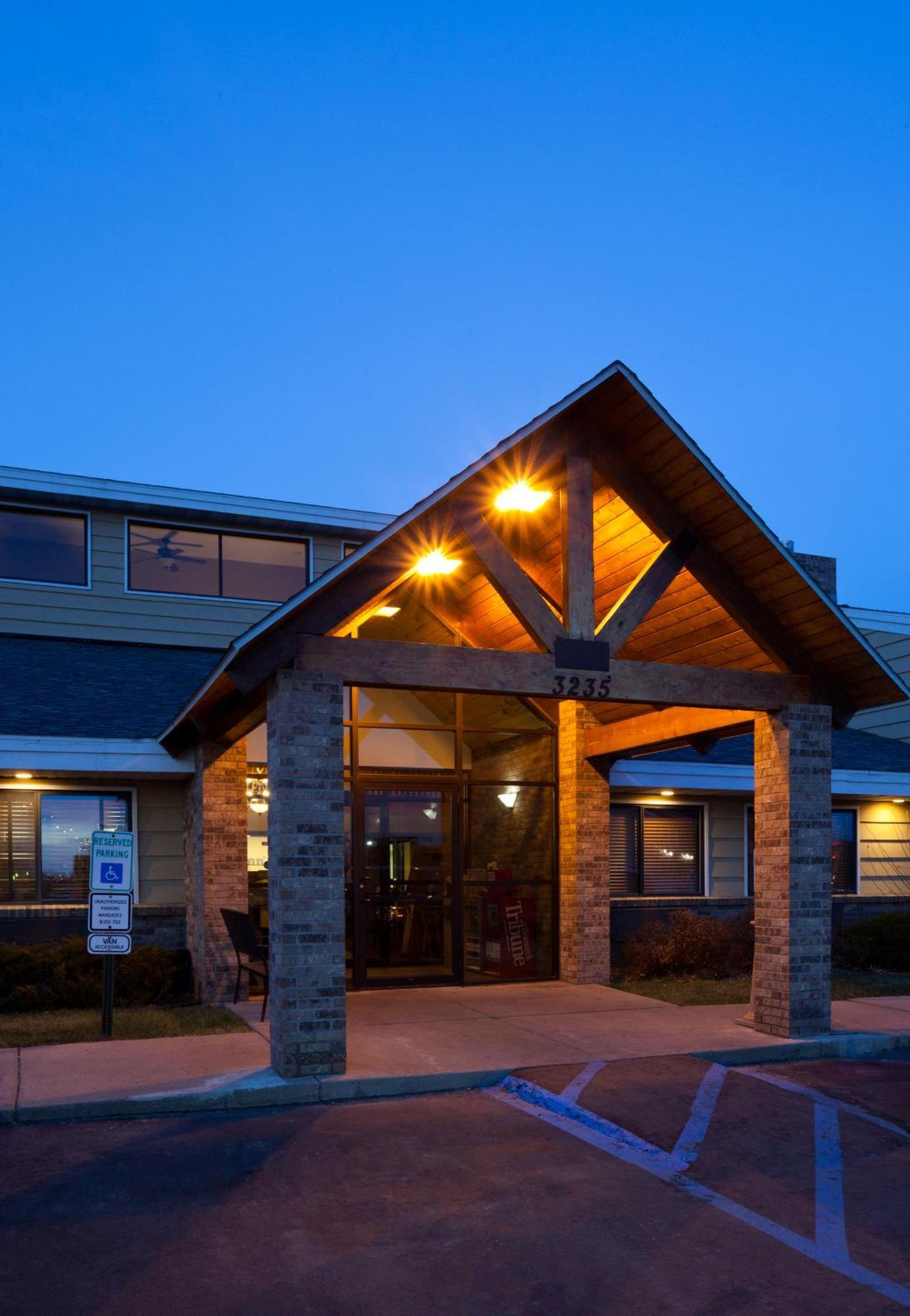 Americinn By Wyndham Bismarck Exterior foto