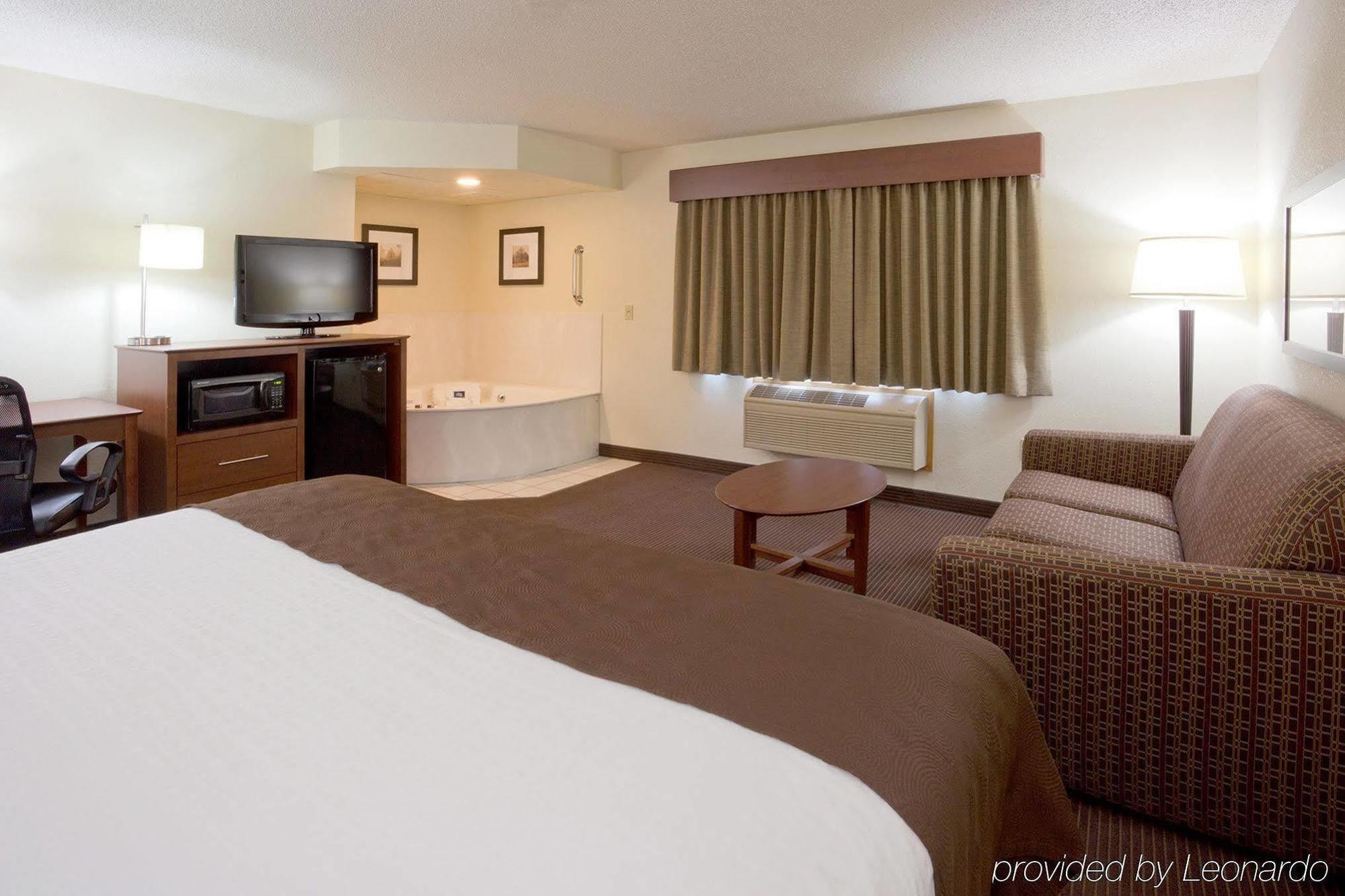 Americinn By Wyndham Bismarck Habitación foto